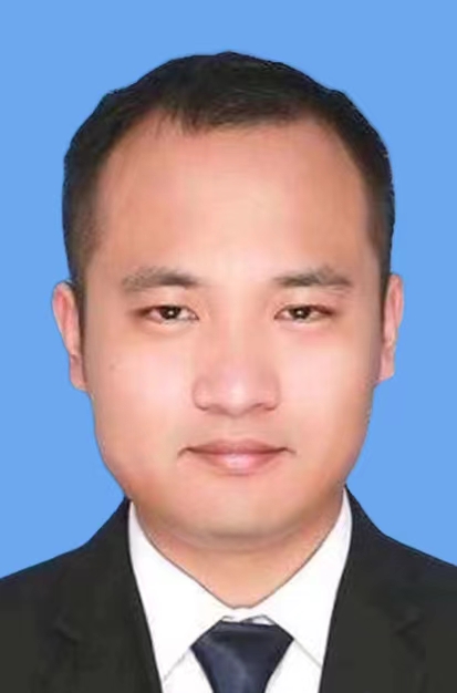 康军伟